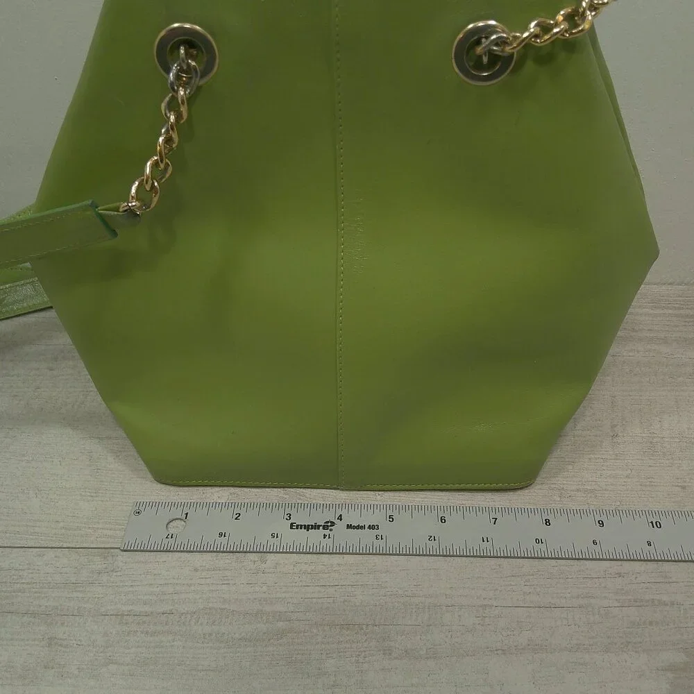Vintage Nordstrom Made in Italy Green Leather hexagonal Bag Purse Pocketbook